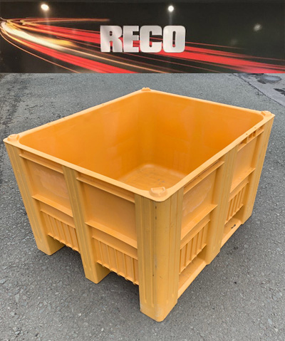Used Green Plastic Pallet Boxes Complete with 3 Skids